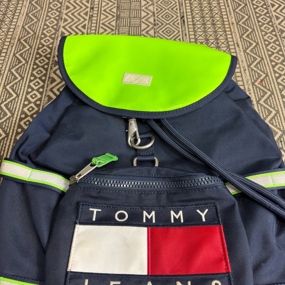 Tommy Hilfiger Navy and Neon Green Backpack - Picture 6 of 12